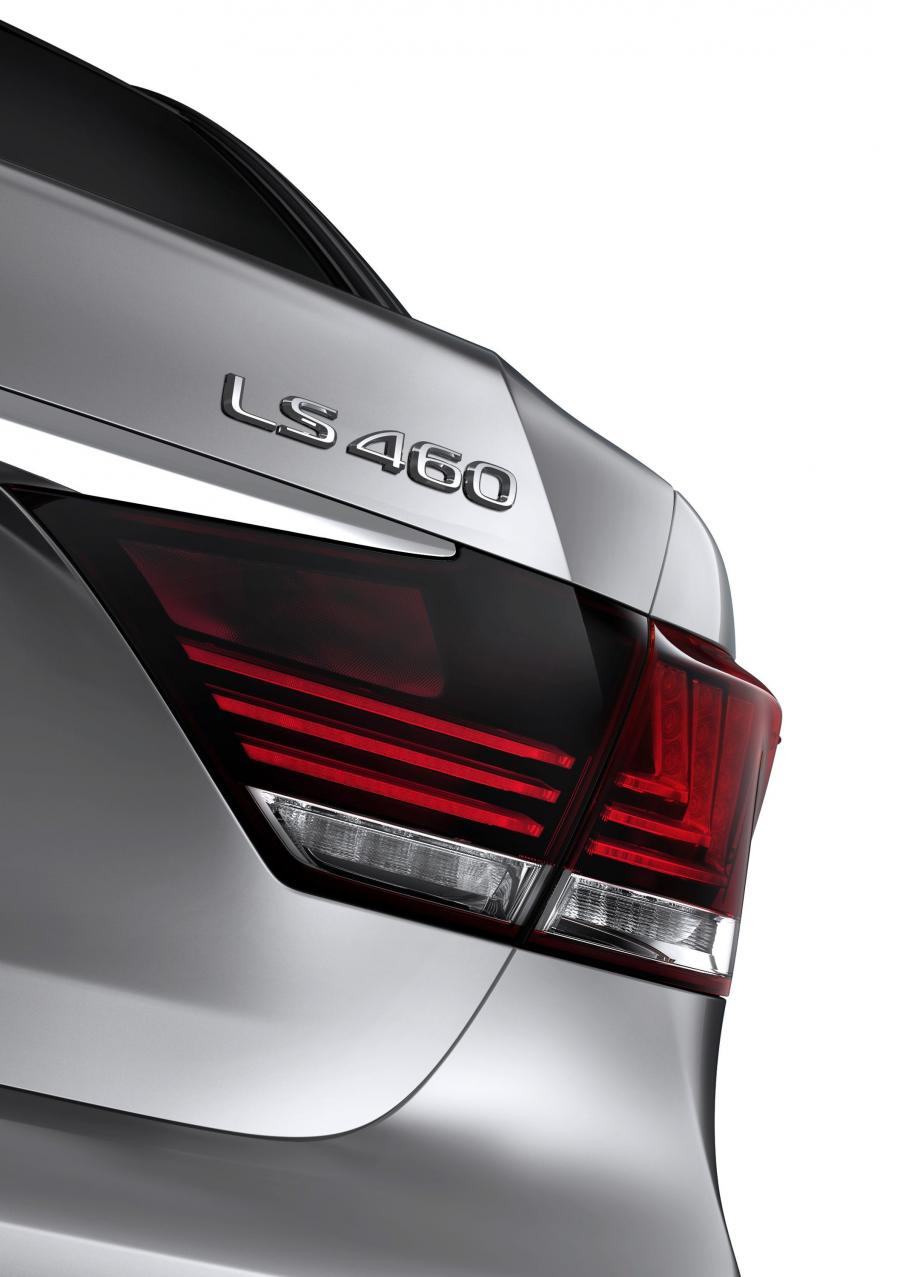  Lexus LS460 2013 года  (фото 43 из 111)